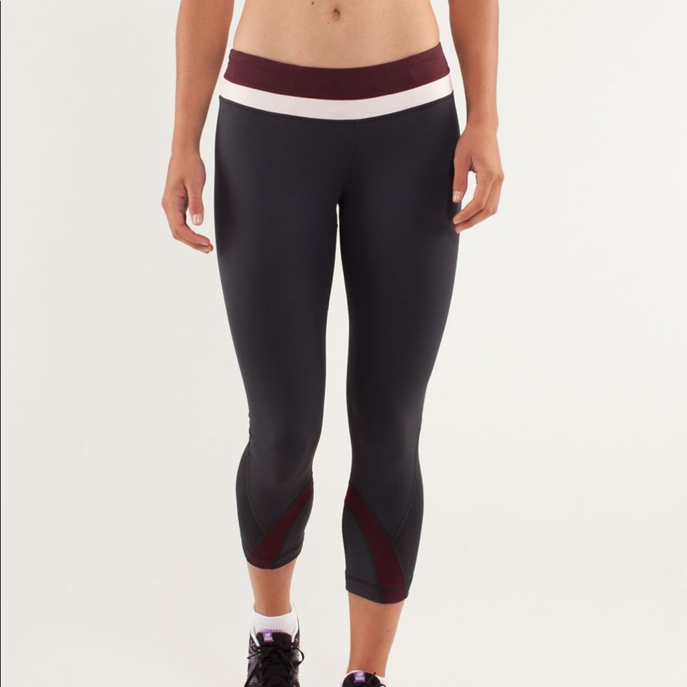 Lululemon Run Inspire Crop II size 4 Grey Black